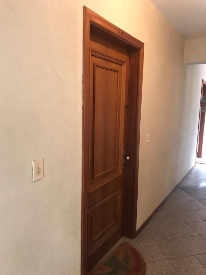 Flat Gramado Centro - Proximo Da Rua Coberta Lägenhet Exteriör bild