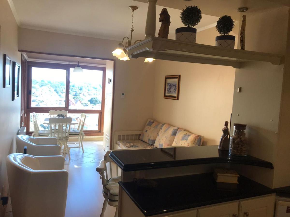 Flat Gramado Centro - Proximo Da Rua Coberta Lägenhet Exteriör bild